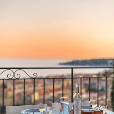 Villa Bethanie, D'epoque Sur Les Collines, Vue Imprenable Sur Et La Mer
